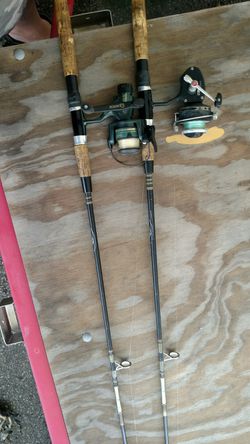 Old school fishing rod and reels for Sale in Oak Lawn, IL - OfferUp