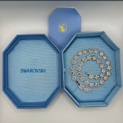 Ariana Grande x Swarovski necklace