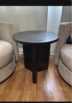 End table