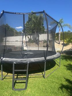 Trampoline