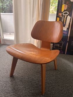 **Herman Miller Eames LCW Lounge Chair – Ash – $1,100