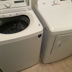 XL Capacity Washer And Dryer Set