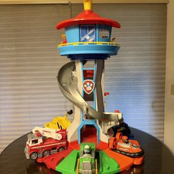 Paw Patrol My Size Tower with 9 pups, 8 vehicles and 3 pup packs