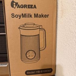 Nut milk maker