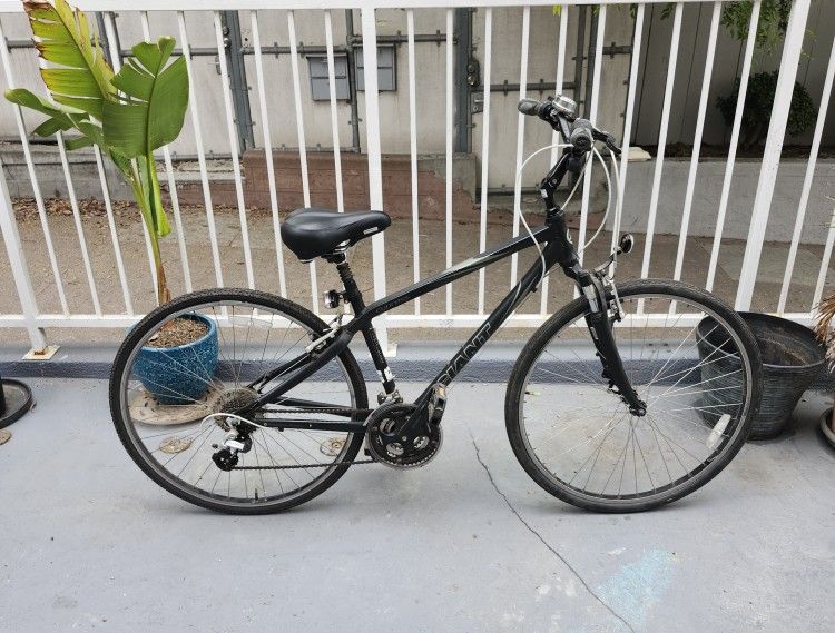 GIANT Cypress Men's Bike