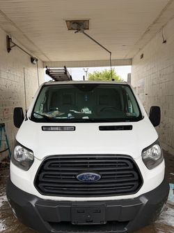 2017 Ford Transit-250