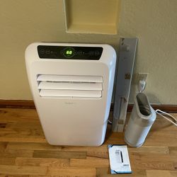 SereneLife 12,000 BTU Portable Air Conditioner 