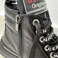 Stylish women’s shoes leather.size 6,5 ;7,0. $145