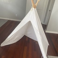 Kids Tipi / Teepee With Tall Entry