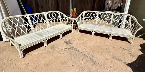 Set of 2 vintage  Rattan couches