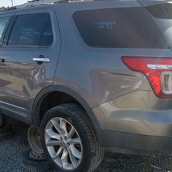 2014 Explorer For Parts Only 
