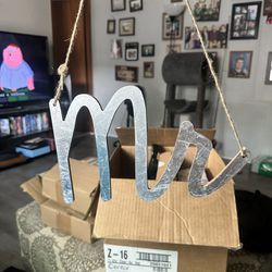 Mr & Mrs Chair Sign 