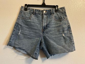 Women shorts