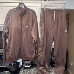 Nike Tracksuit Size 3XL