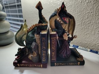 Wizard and dragon fantasy book ends