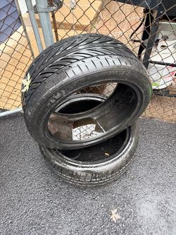 Set of 2 Used Tire 255/40R19