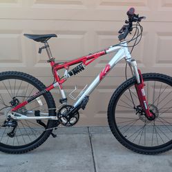 26"x2.0. K2 ATTACK MENS MOUNTAIN BIKE. (L/M).19". FULL SUSPENSIÓN DUAL DISC BRAKES FRESHLY TUNE UP EXCELLLENT CONDITION👌🏼
