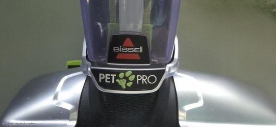 LIKE BRAND NEW BISSELL PRO HEAT PET 2 SHAMPOOER