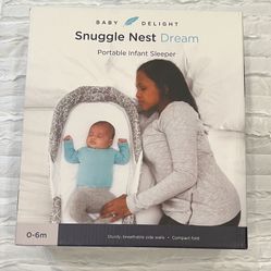 Baby Delight Snuggle Nest Dream (Pick Up In La Puente 91746 near Bishop Amat HS :)