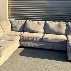 Sectional Couch 