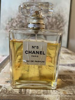 Chanel  N•5 Perfume 