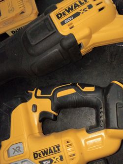 DeWalt x r  wth  kart