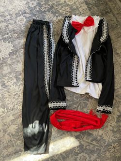 Kids costume