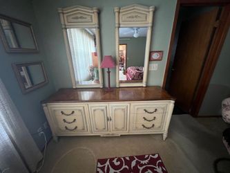 Mid century vintage dresser with mirrors