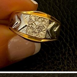 Vintage Ring Gold Plated Size 10 1/2 W 5 Stones