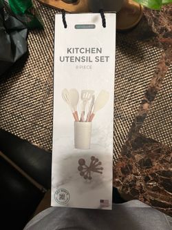 Kitchen utensils