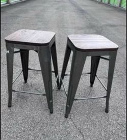 Metal Stools Set