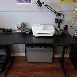 Gaming Desk Or Computer