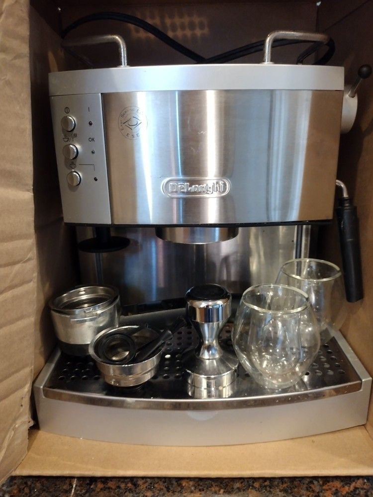 Espresso & Cappuccino Machine