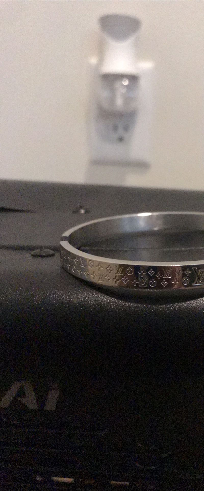 Men’s bangle bracelet