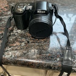 Coolpix L100 Camera
