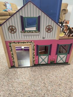 Kidcraft Deluxe Horse Stable For Kids