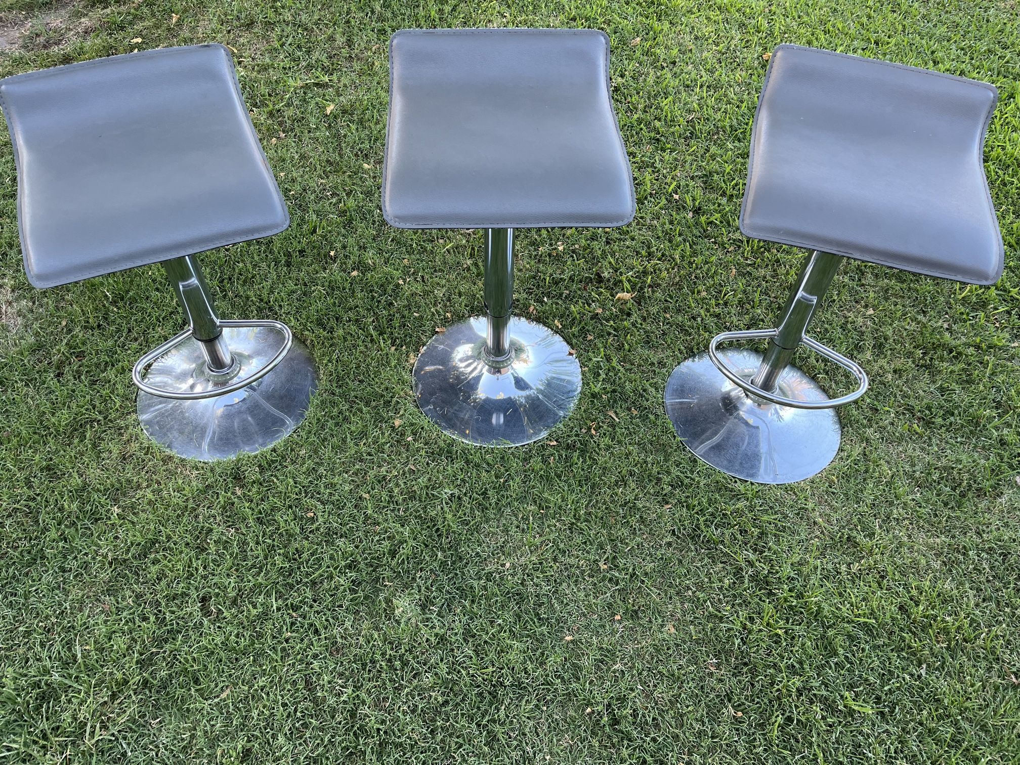 Adjustable Swivel 3 pc Set Bar Stools