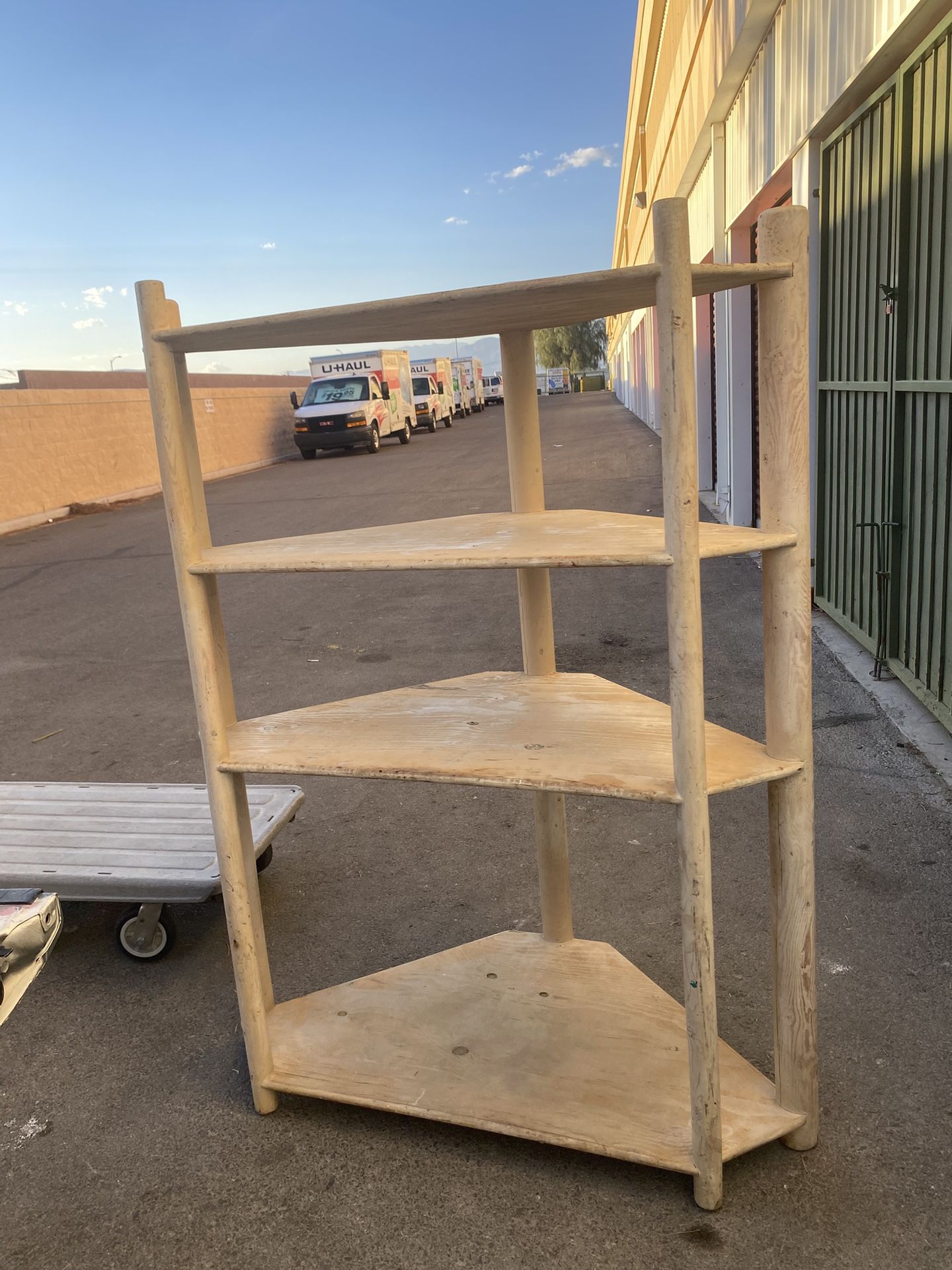 Corner Pie Shape Tan Shelf Stand