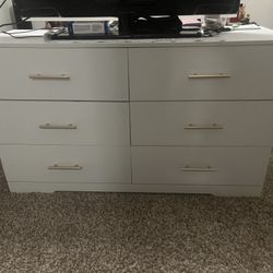 6 Drawer Dresser