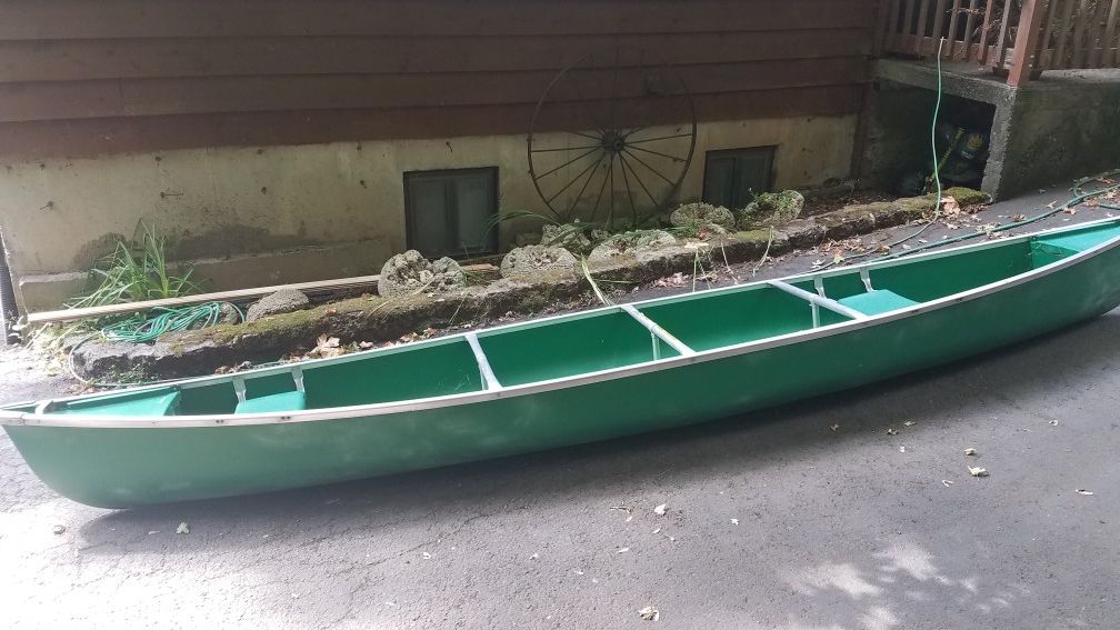 Coleman 3 person canoe for Sale in Salem, OR OfferUp