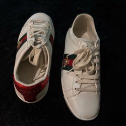 Gucci Ace Bee Sneakers
