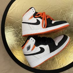 5Y Used Shoes White Orange