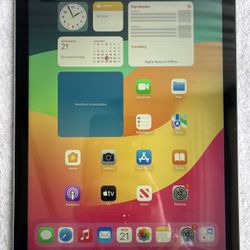 Apple iPad (6th Generation) A1954 128GB, Wi-Fi + 4G, 9.7 in 
