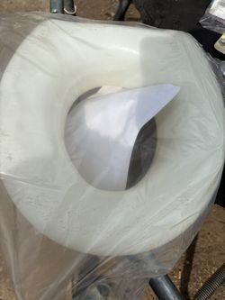 Adult Toilet Raised Toilet Seat 