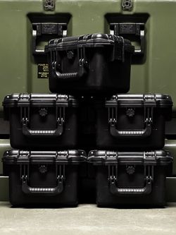 MILITARY PELICAN HARDIGG IM2075 STORAGE CASES