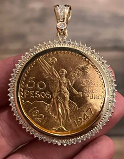 Gold Centenario 22K Coin