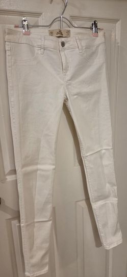 White skinny jeans