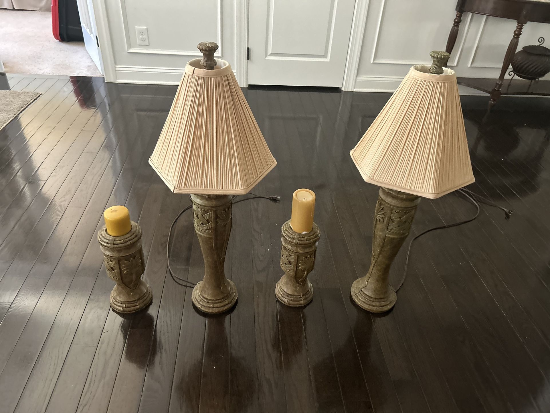 Set of 2 Lamps + 2 Decorative Candle Holders