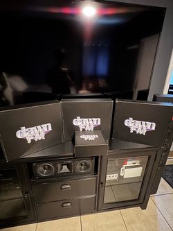 The Weeknd boxes (EMPTY)