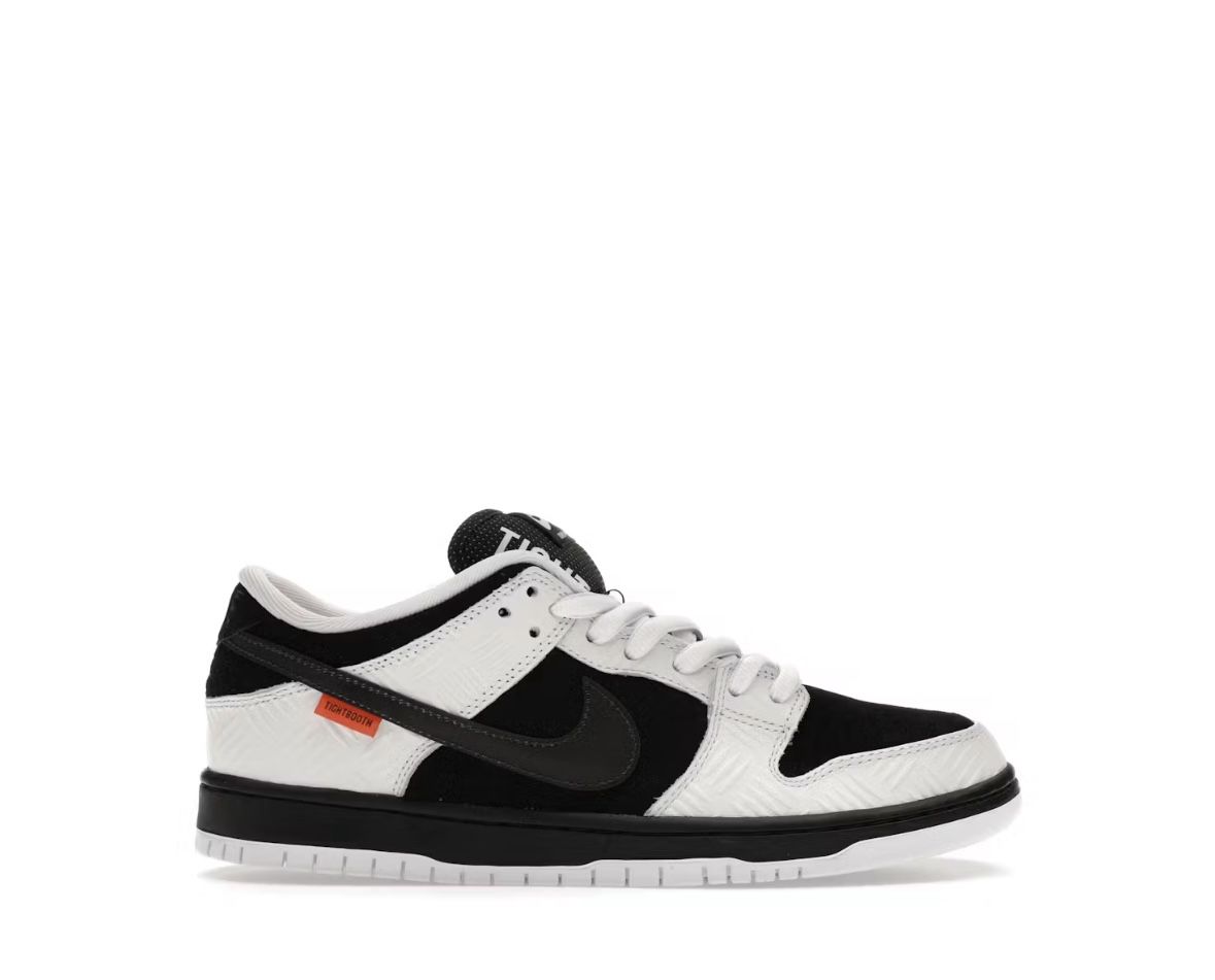 Nike SB Dunk Tightbooth